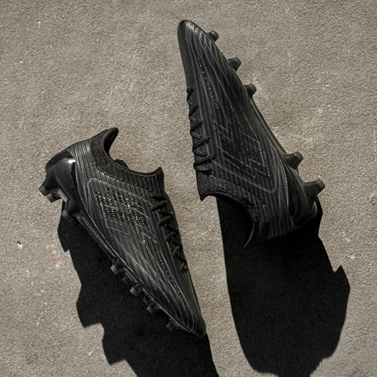 Men Lotto Solista 200 Viii Fg Soccer Shoes Black | 03745-IMVP