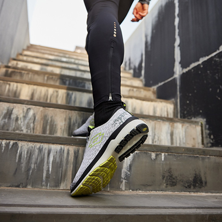 Men Lotto Volata Hyperpulse 100 Running Shoes White / Green | 03851-CDSA